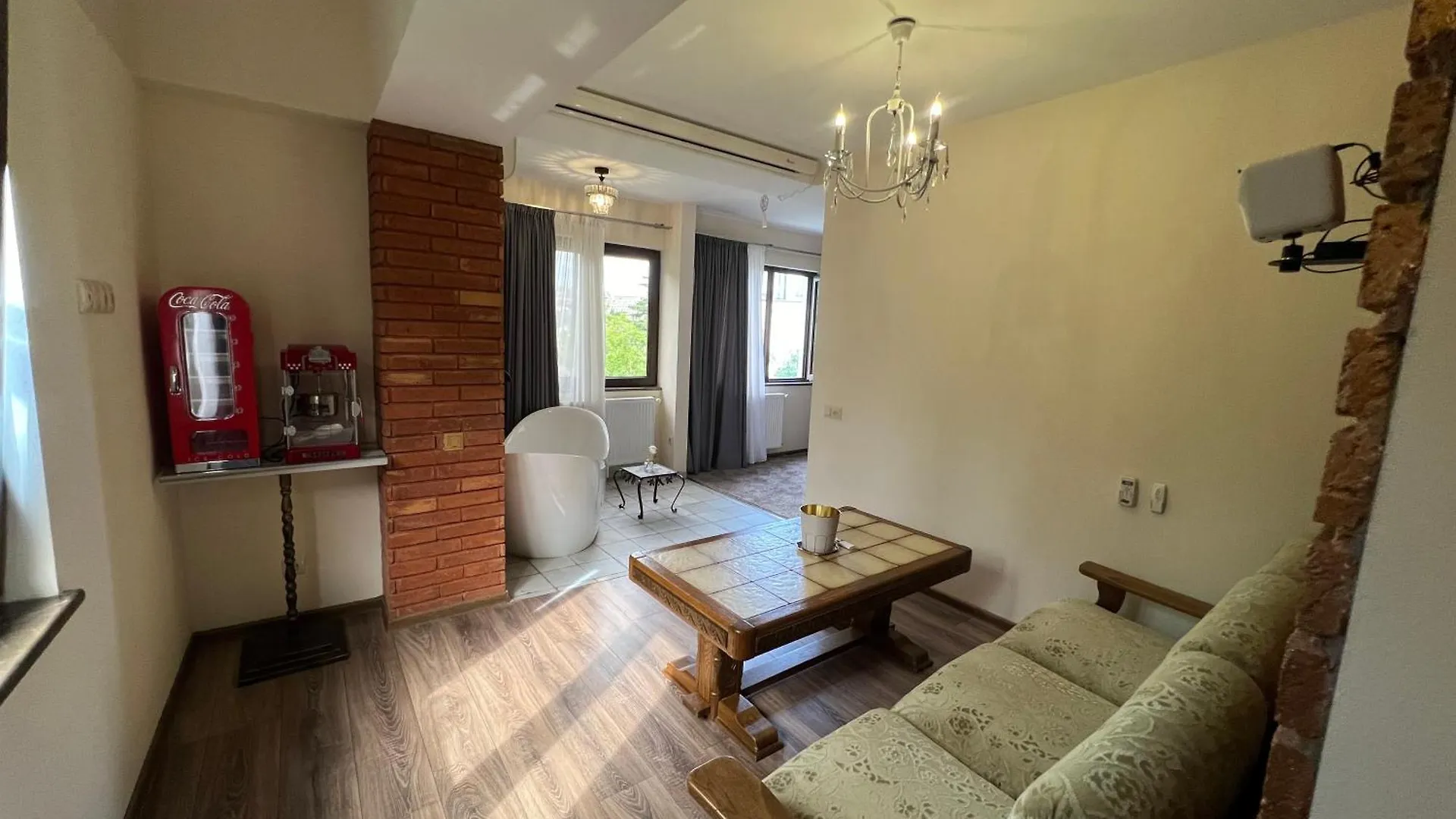 Wine Hills Hotel Tbilisi