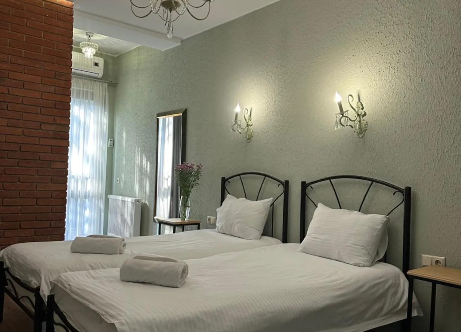 Wine Hills Hotel Tbilisi 0*,  Georgia