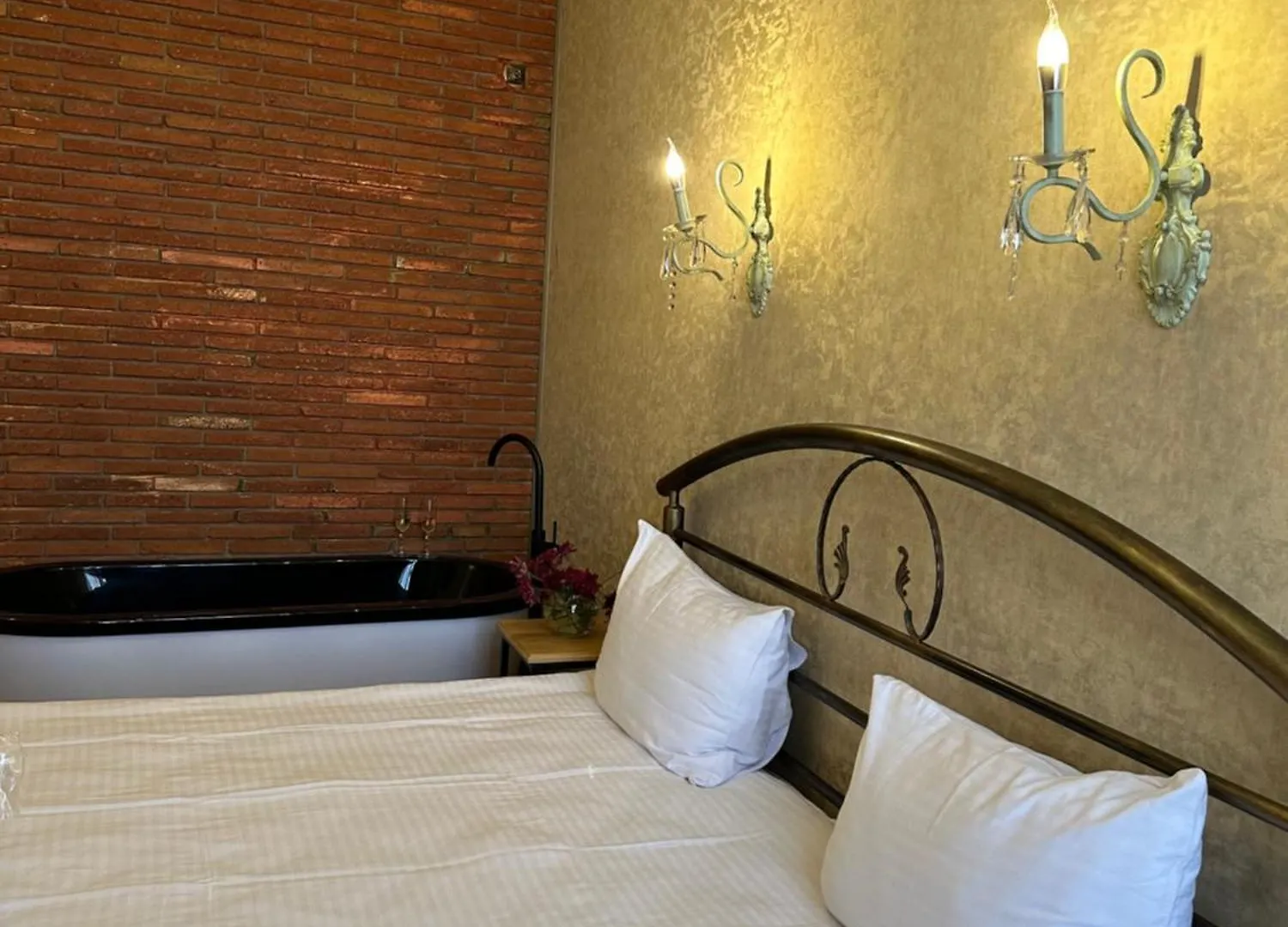 Wine Hills Hotel Tbilisi 0*,