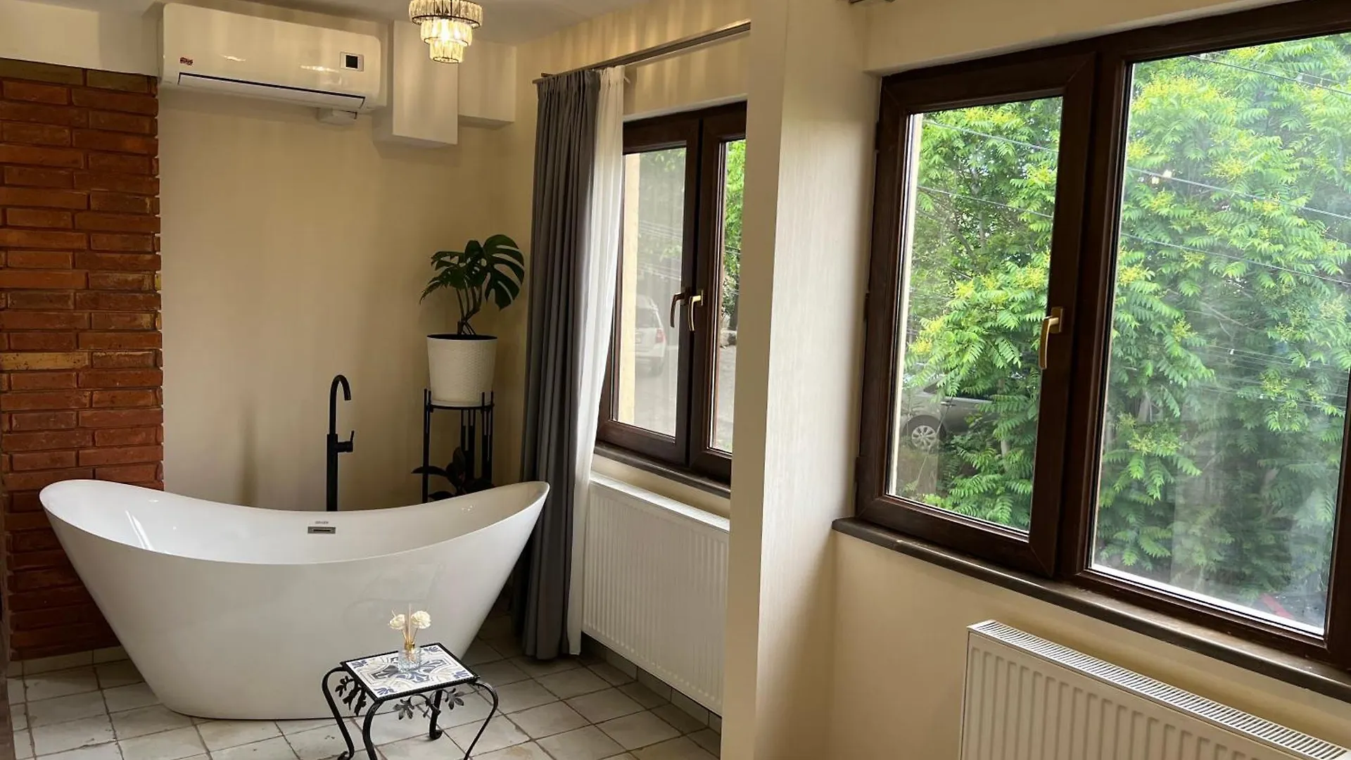 Hotel Wine Hills Tbilisi