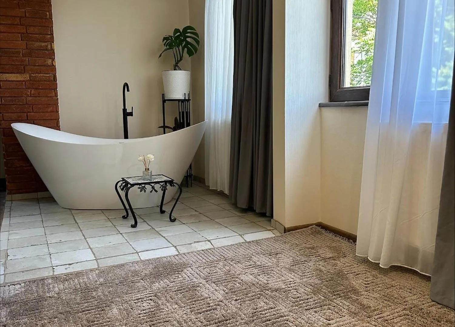 Hotel Wine Hills Tbilisi